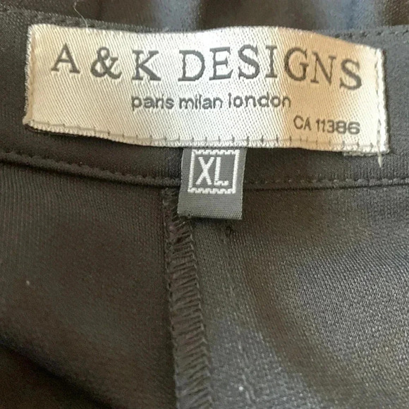 A&K Designs light, flowing black,  wide leg, palazzo pants w front zipper - Picture 4 of 6